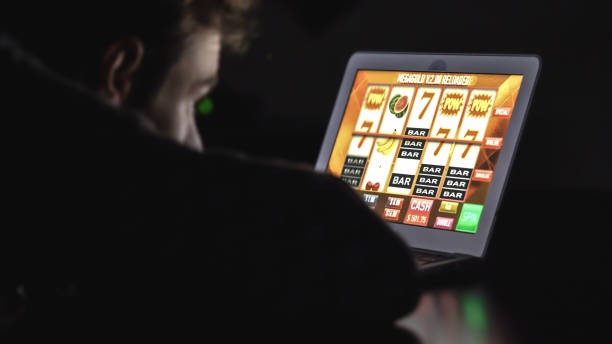 Wild Coaster live dealer studio with HD camera setup and dealer at blackjack table